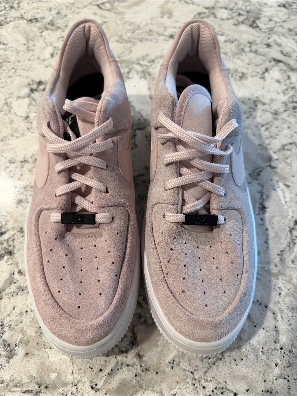 Nike low top